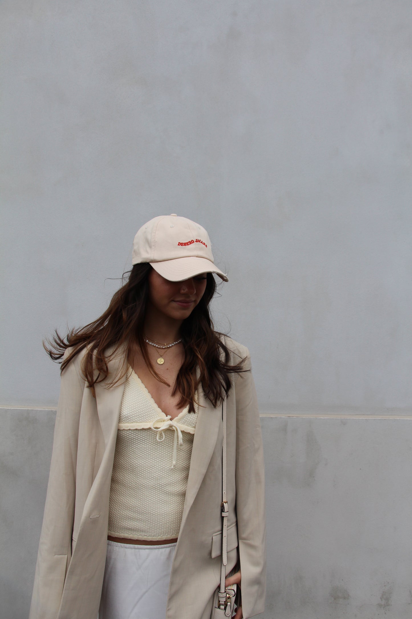 DISTRESSED DENIM CAP I RED